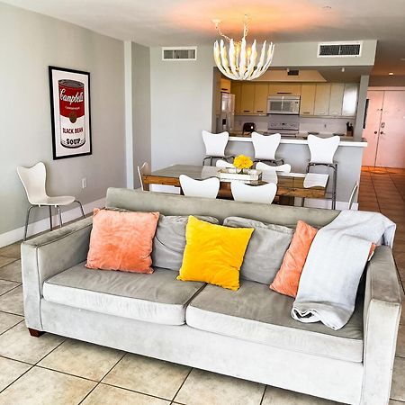 Castle Pavillon 8 Beachfront - Private Beach Access Loft With 2-Story, Pool, Tennis, Free Parking Access Miami Beach Extérieur photo