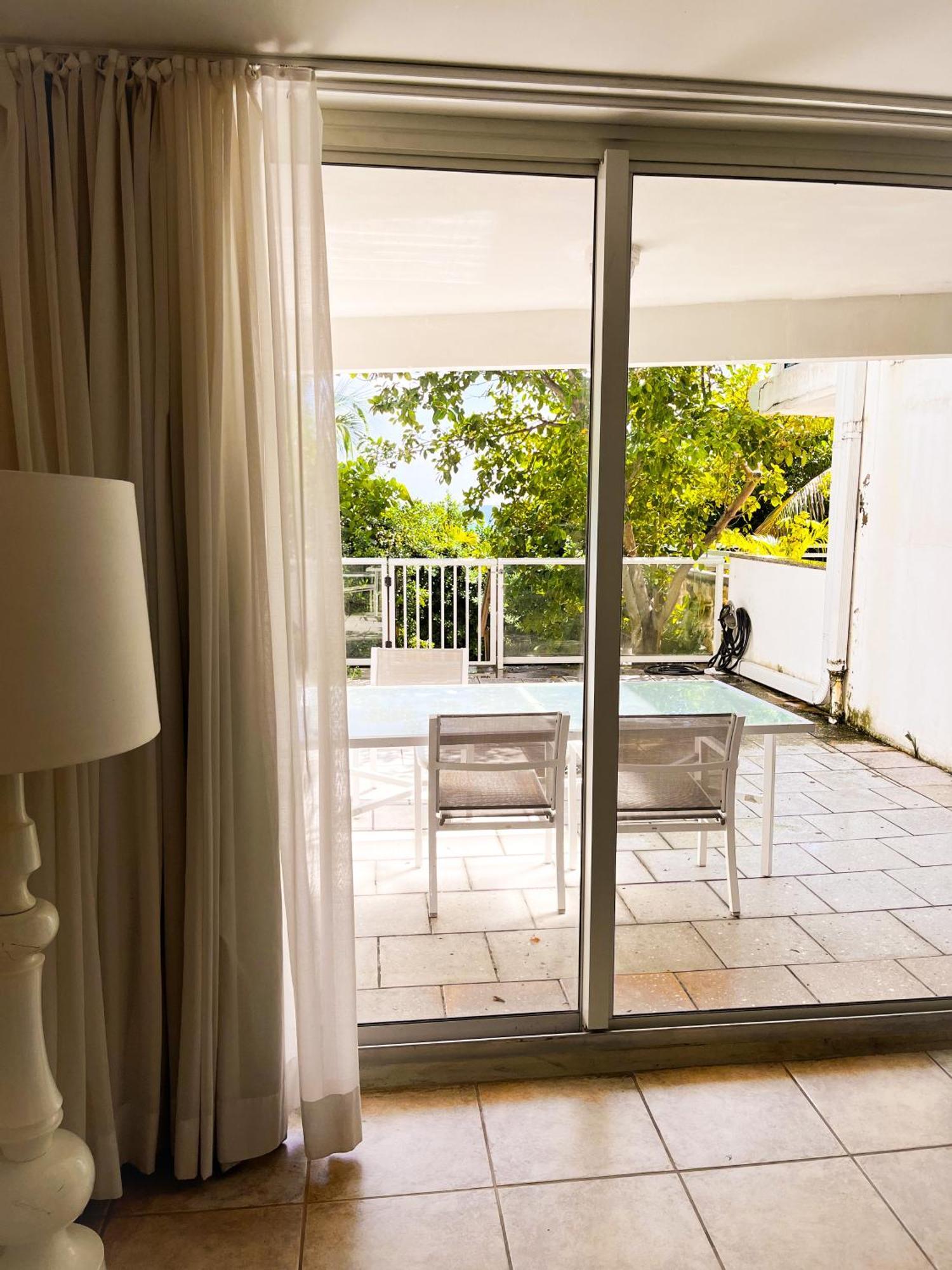 Castle Pavillon 8 Beachfront - Private Beach Access Loft With 2-Story, Pool, Tennis, Free Parking Access Miami Beach Extérieur photo